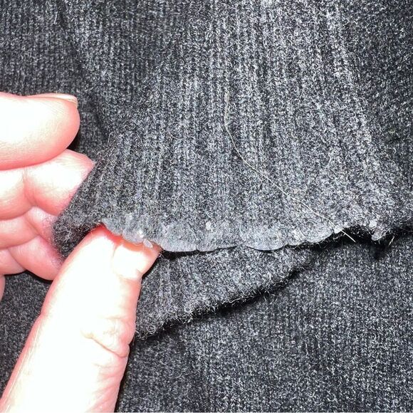 Tory Burch cashmere sweater - Picture 7 of 9